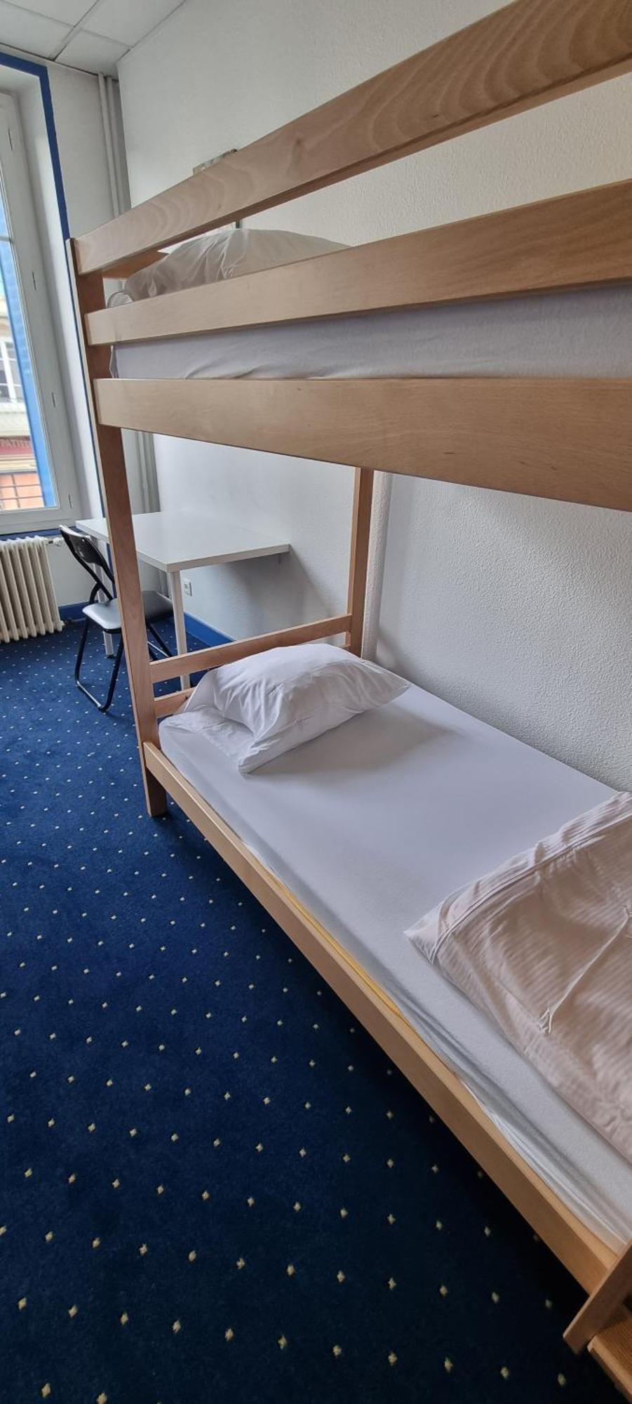Auberge De Jeunesse - Hi Verdun Bagian luar foto