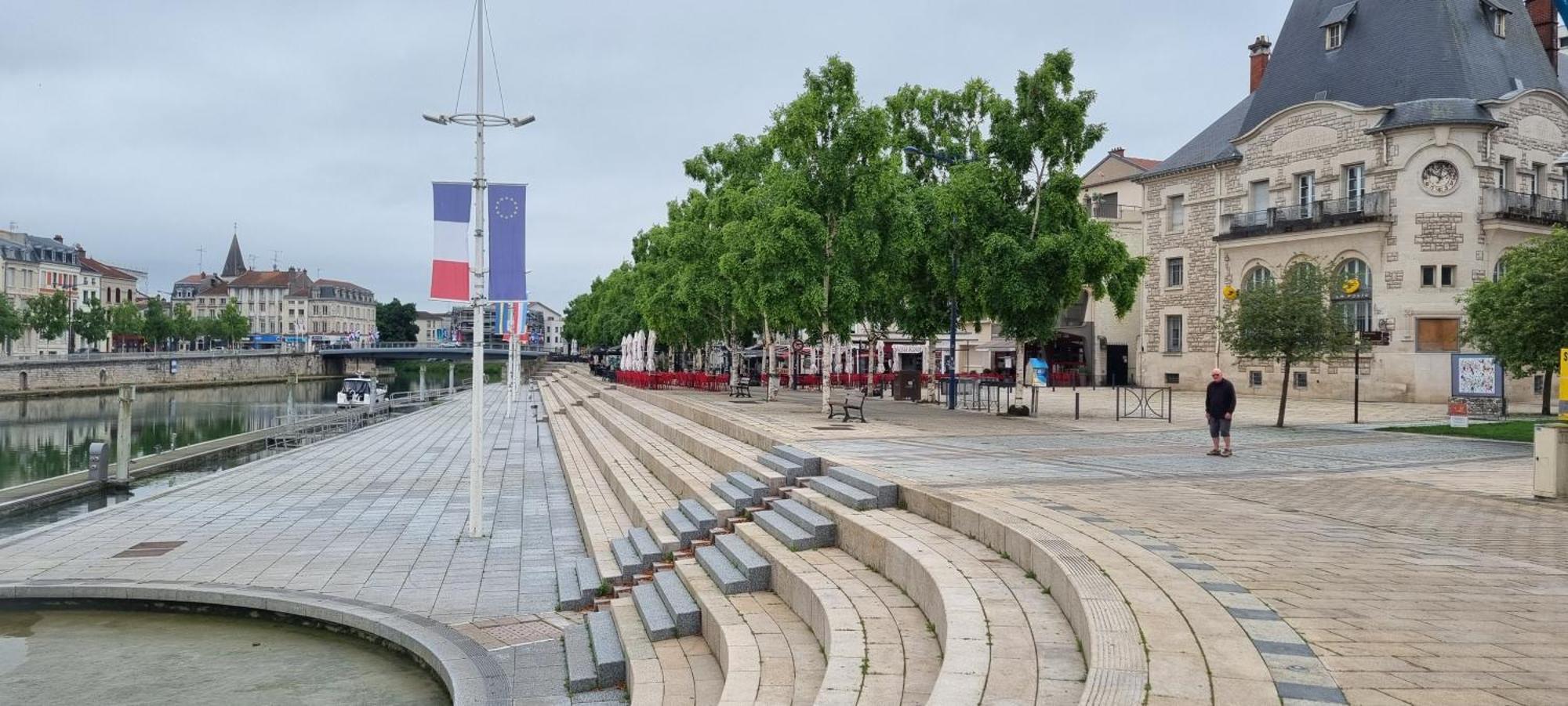 Auberge De Jeunesse - Hi Verdun Bagian luar foto